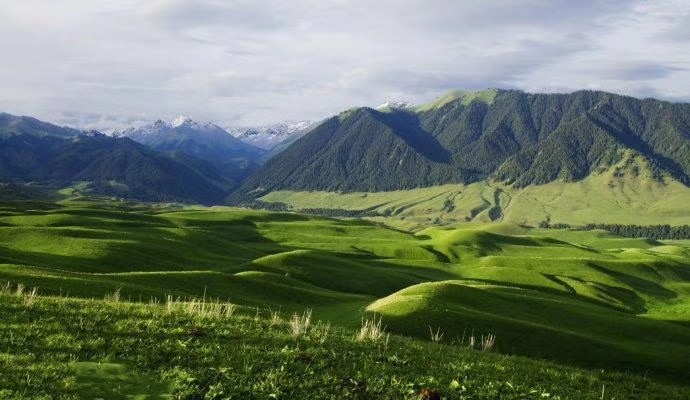 新疆西北部什么时候去天气好