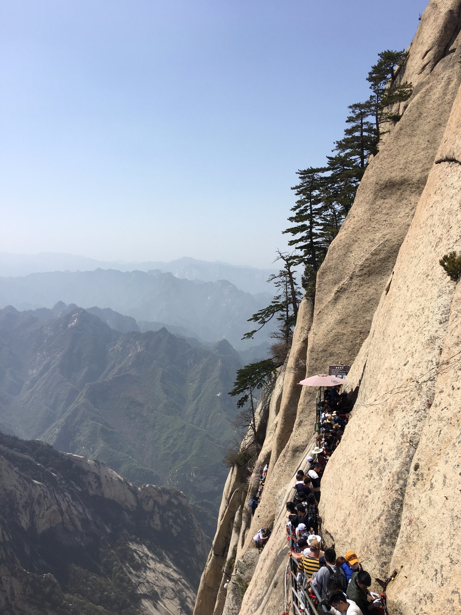 奇险天下第一峰——西岳华山