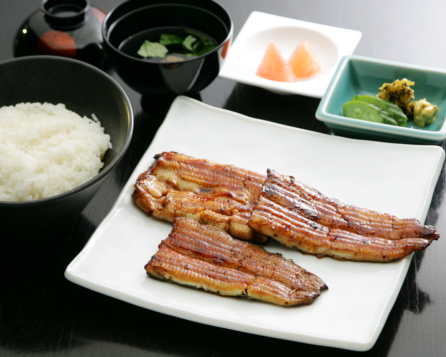 日本美食届的三神及备选寿司鳗鱼天妇罗