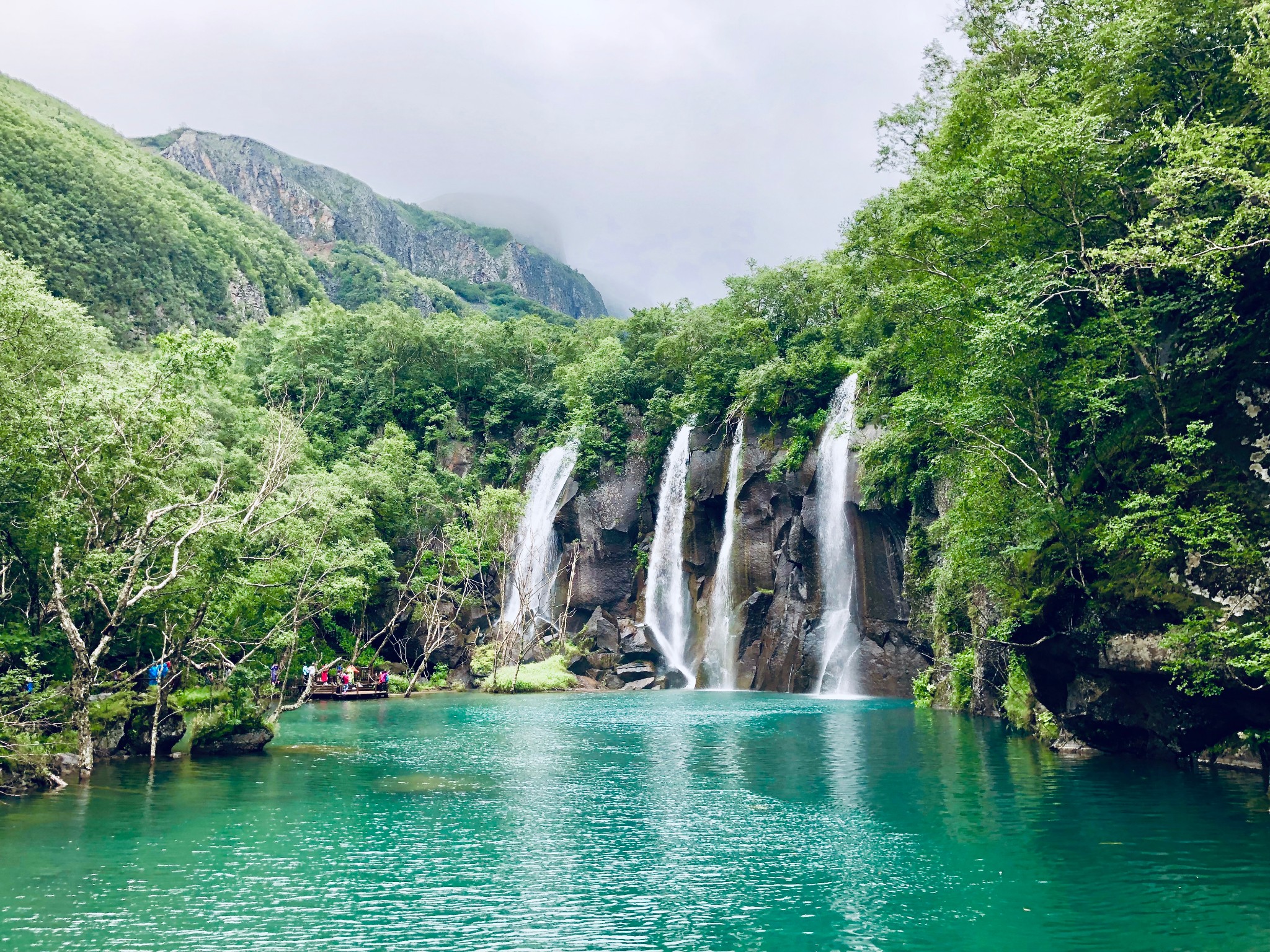             长白山瀑布,北坡 by