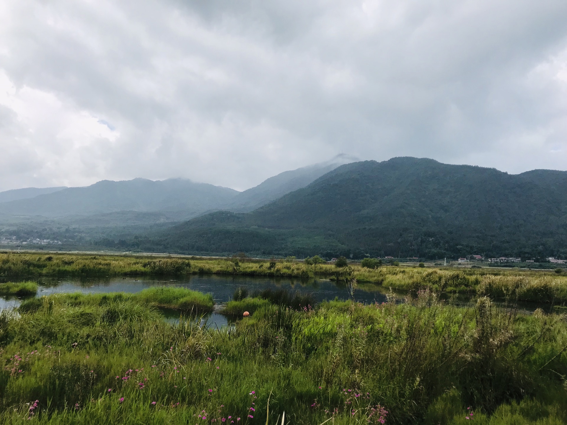 一亩流水,三分清泉.醉山,醉水,醉了云彩. —2019十一腾冲瑞丽