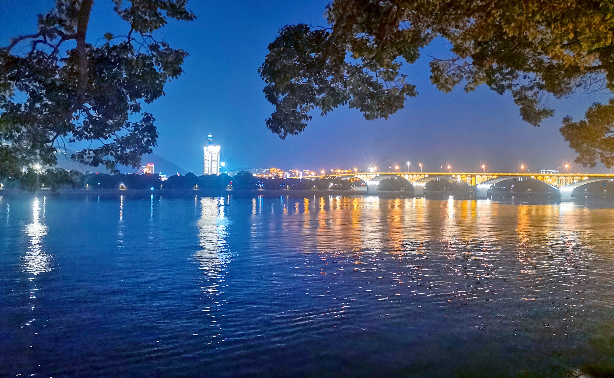 长沙湘江风光带        