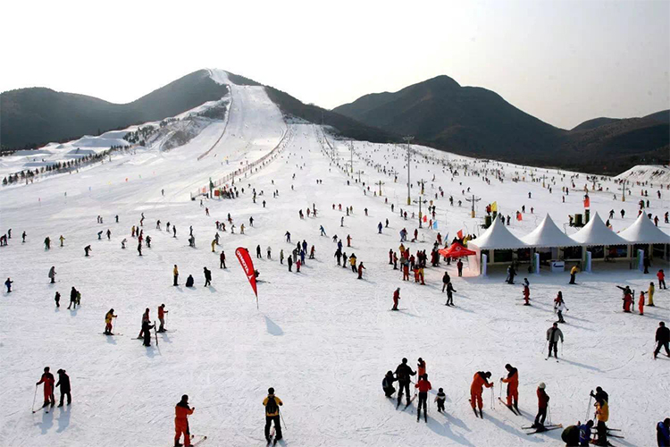 平谷渔阳滑雪场周末全天不限时滑雪一日游