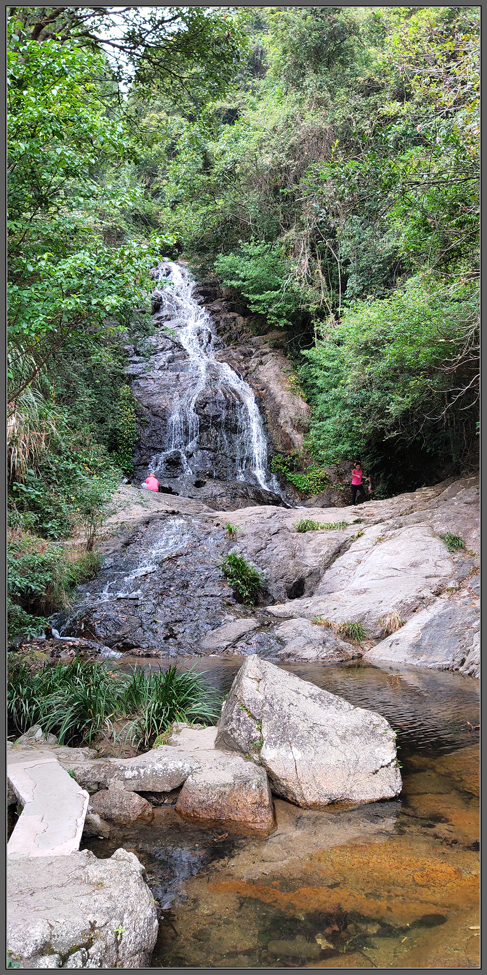 韶关新丰云髻山,离天三尺四,徒步攀岩放纸莺