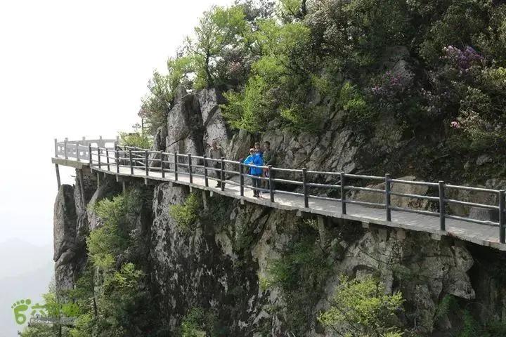 郑州出发平顶山尧山一日游(5a级景区 北方张家界美誉