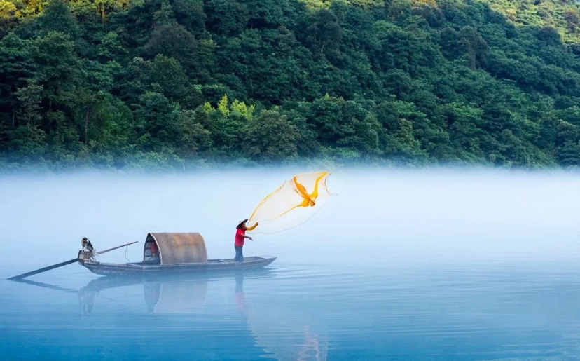 第一次旅游,不知道要自驾游还是包团?一团雾