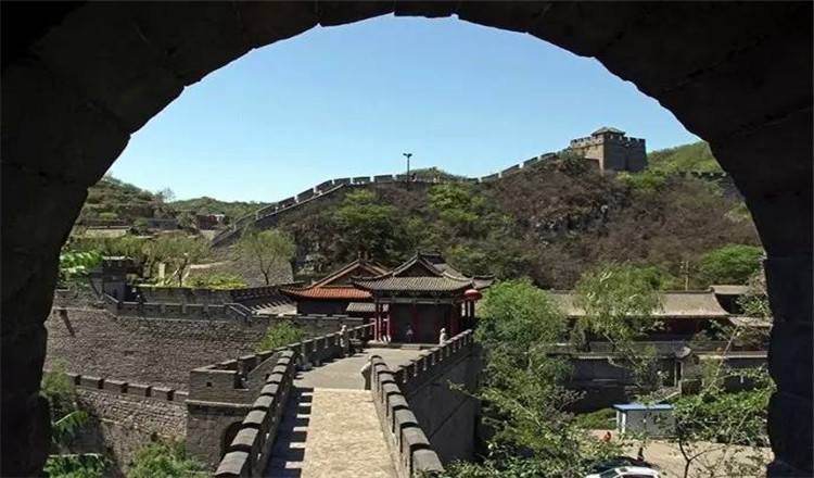 一日游(玻璃栈道 欣赏《娘子关下的女人》表演 山西周边旅游攻略)