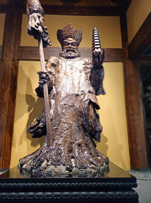 邂逅根雕——根宫佛国