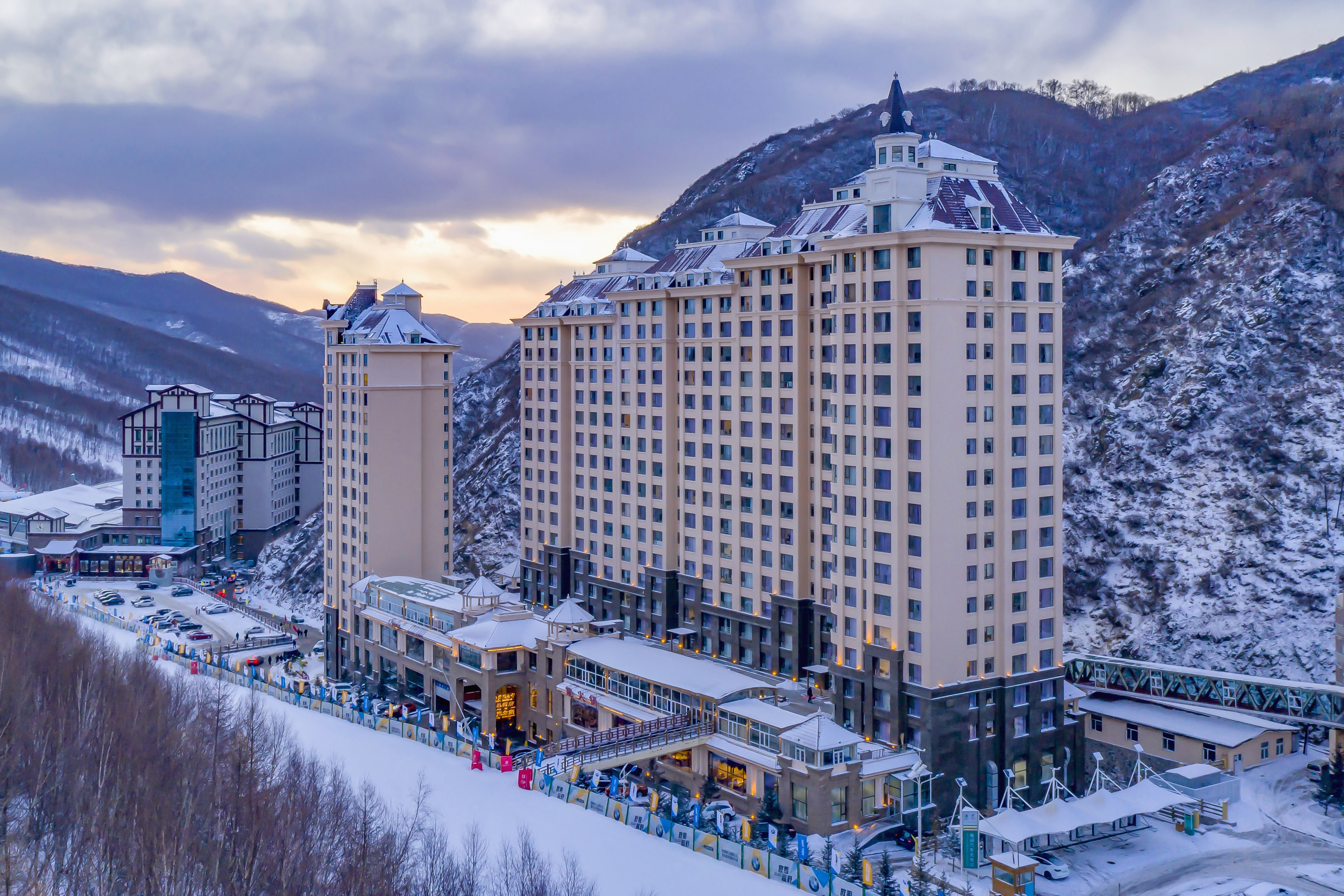 张家口/崇礼 万龙滑雪场公寓/儿童酒店套餐(三天2晚)