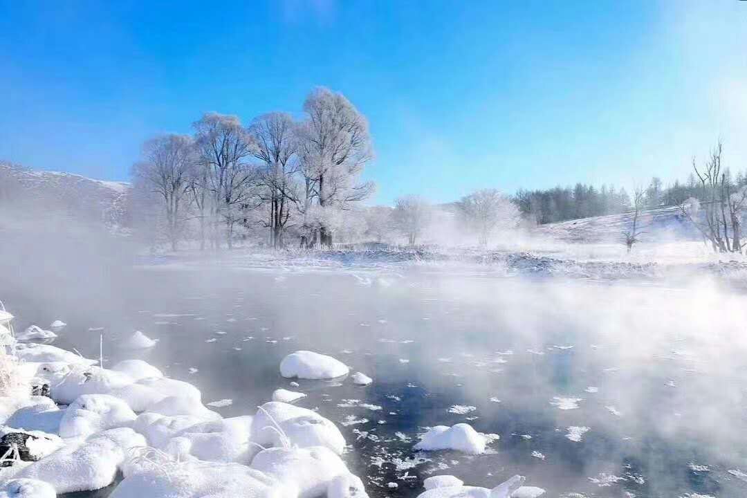 呼伦贝尔冬季根河冷极4日游敖鲁古雅驯鹿赠冰上羊肉火锅东北山林宴