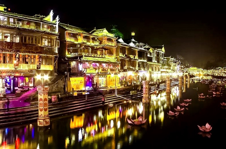 首批中国旅游强县,国家aaaa级景区,湖南省湘西土家族苗族自治州所辖