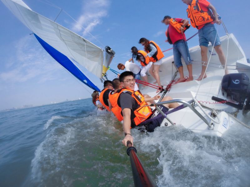 厦门鼓浪屿帆船出海冲浪4天3晚跟团游纯玩0购物0自费赠海鲜大咖锅赠旅