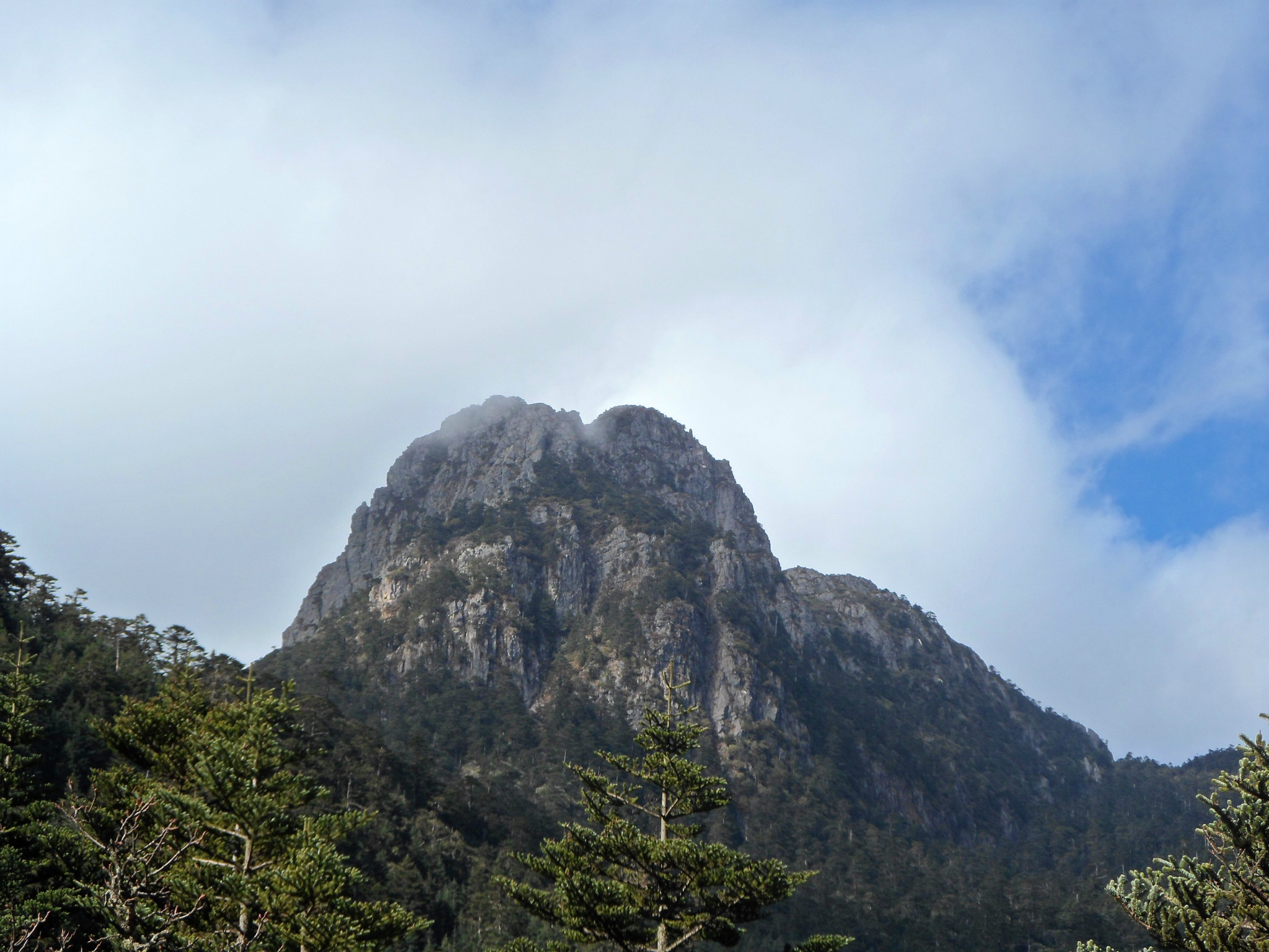 螺髻山人口_螺髻山九十九里温泉(2)