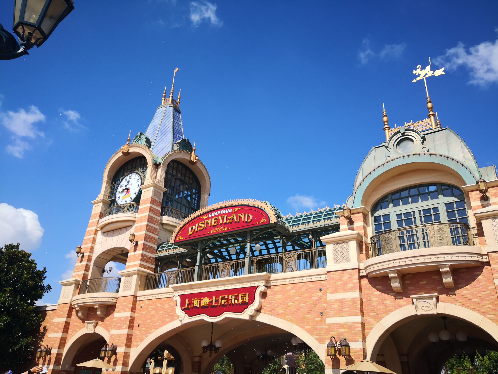 迪士尼的游玩日记_游记