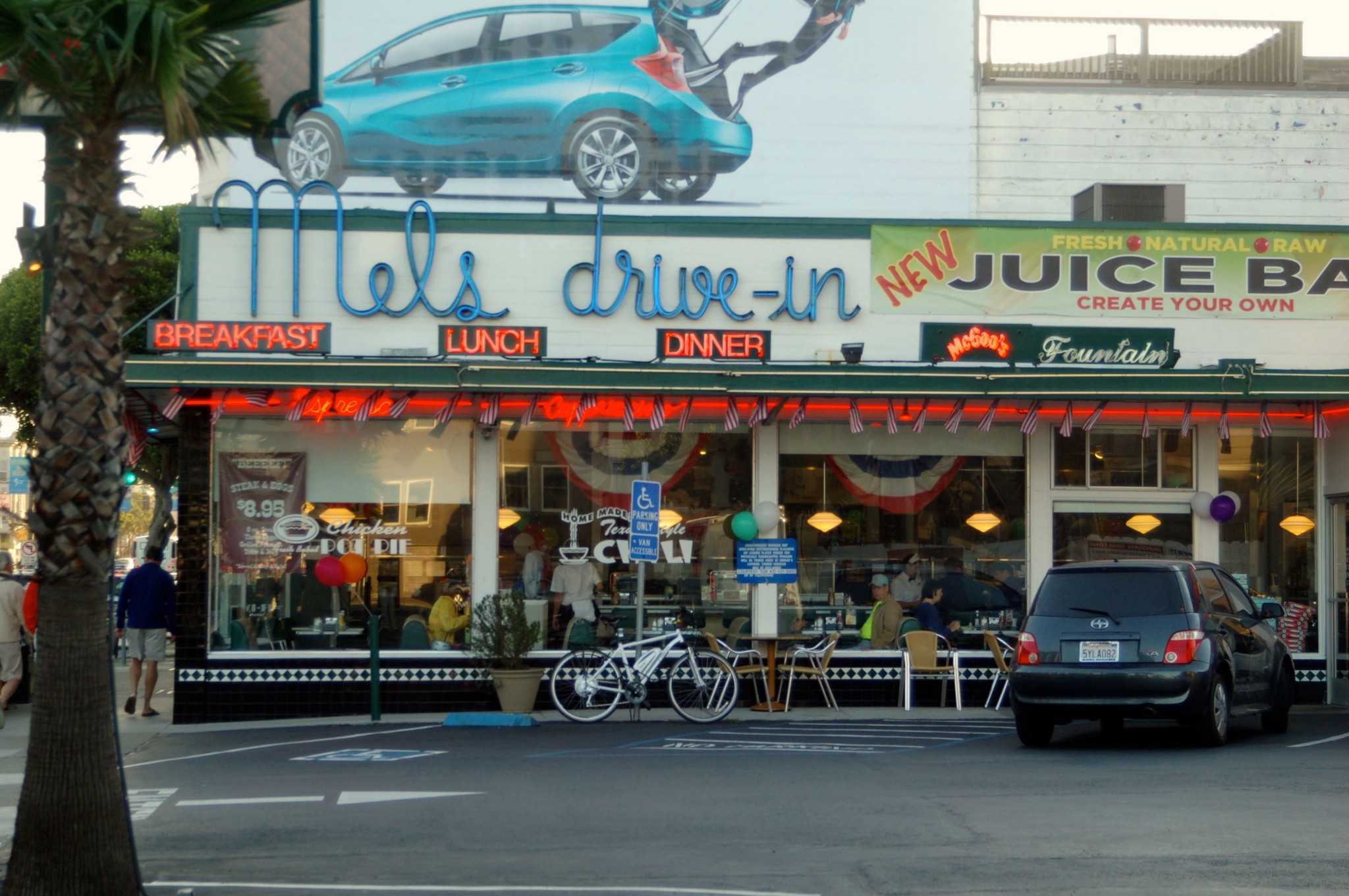 旧金山美食-Mel's Drive-In - Mission St.