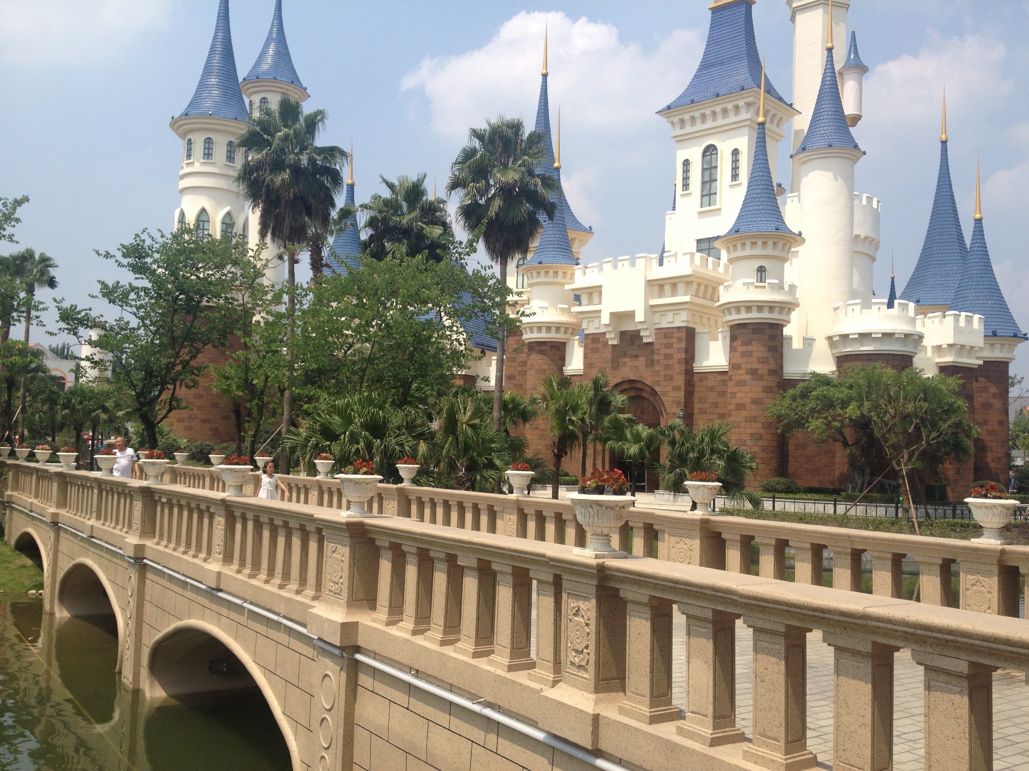 成都市国色天香乐园游玩 cheng du flora island traveling