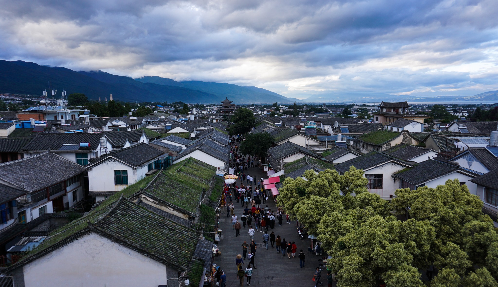 大理旅游人口_大理轻奢2日游 环海旅拍纯玩mini小包团 吉普车环洱海 专业跟拍