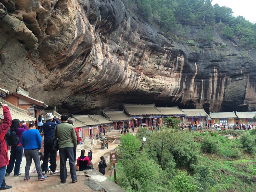 麦积山风景名胜区-仙人崖     