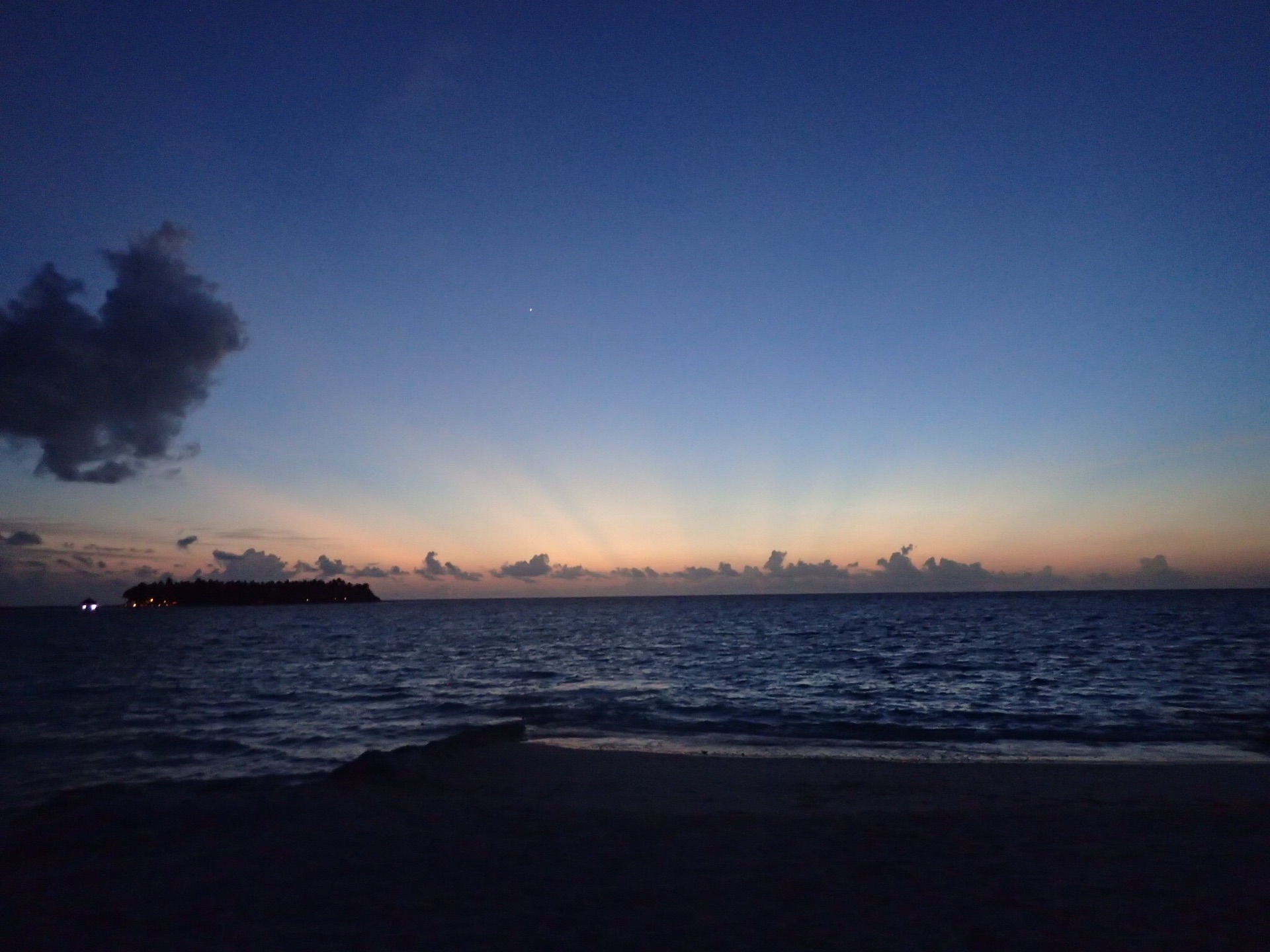 我在你眼里看见海的蓝(maalifushi by como 悦榕庄 2016.9.10)