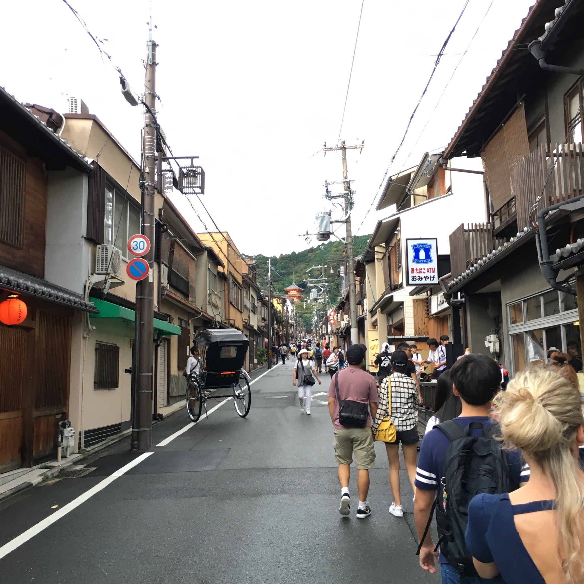 3,便宜! day2 京都:清水寺.伏见稻荷大社 早安,吃早点.