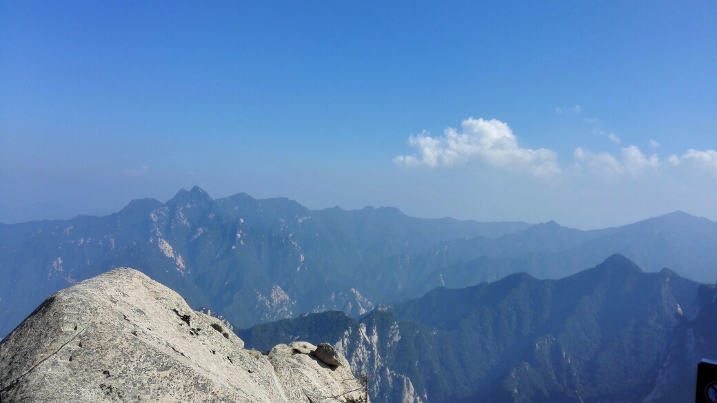 西峰人口多么_华山西峰