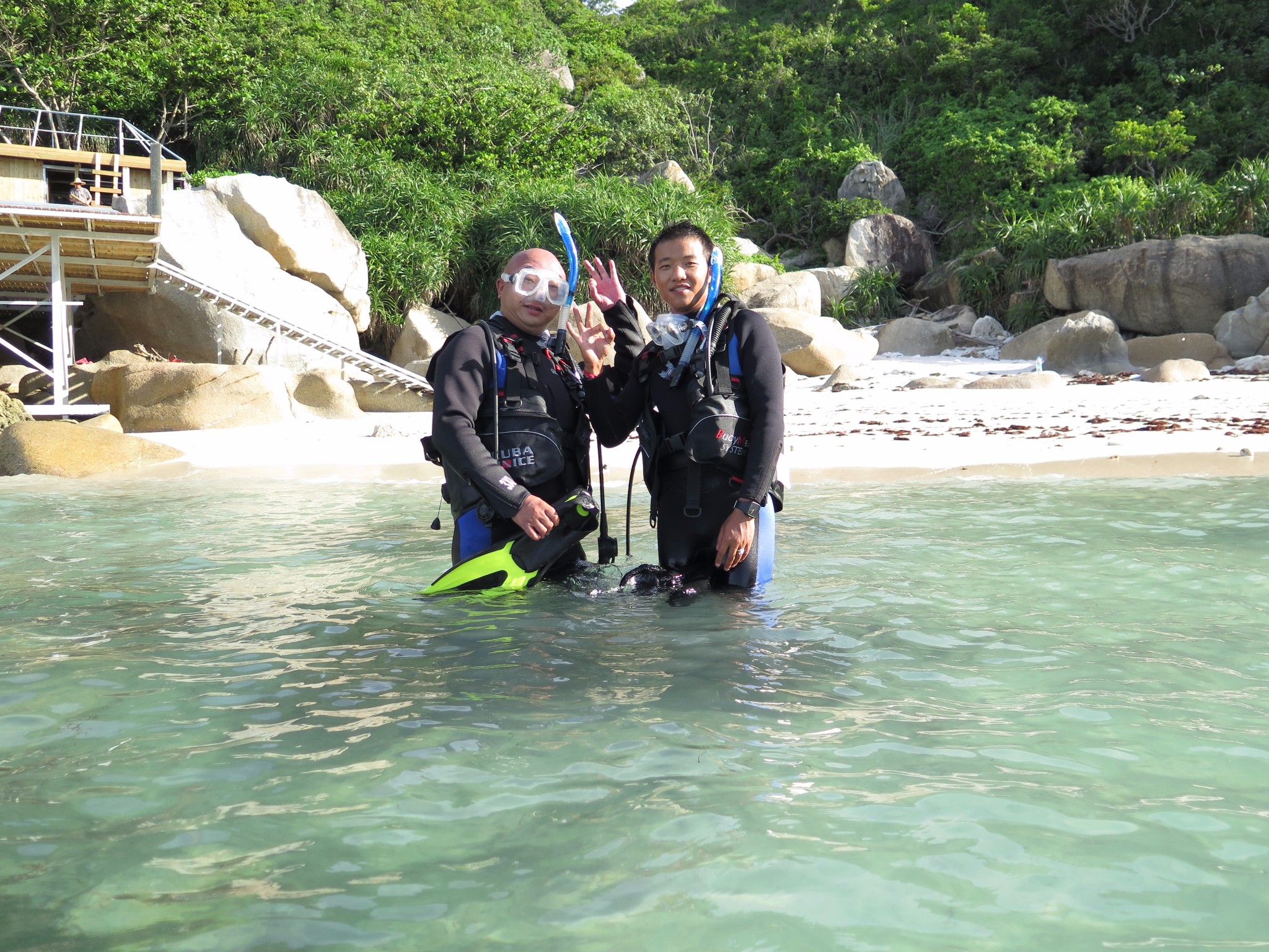 三亚浮潜之太阳湾浮潜,三亚旅游攻略 - 马蜂窝