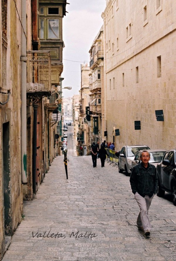 在天空之城,西西里和马耳他的七天,马耳他自助