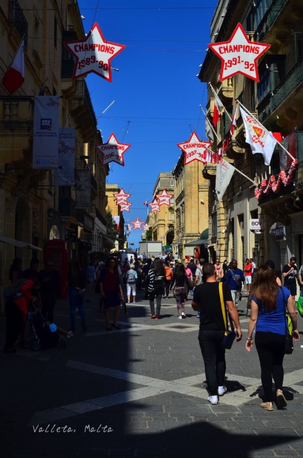 在天空之城,西西里和马耳他的七天,马耳他自助