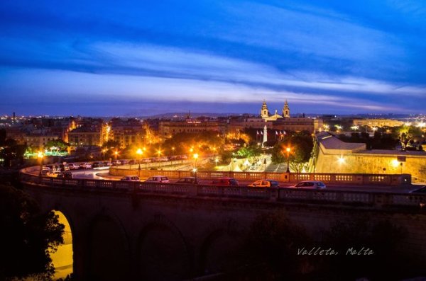 在天空之城,西西里和马耳他的七天,马耳他自助