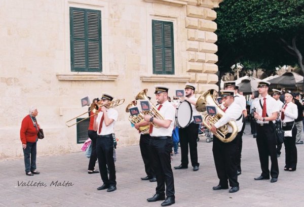 在天空之城,西西里和马耳他的七天,马耳他自助
