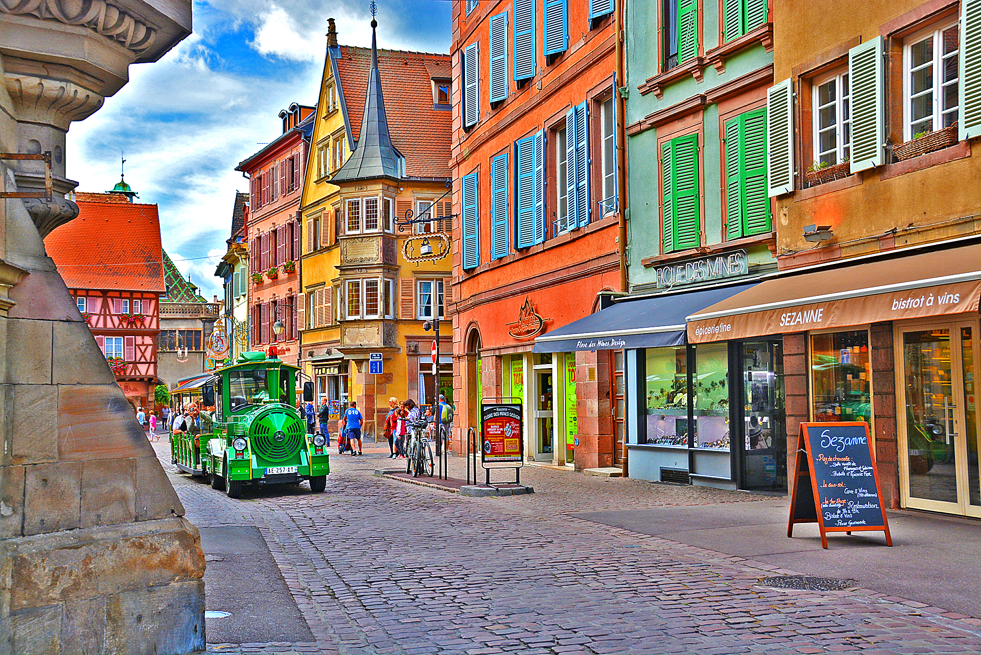 法国巴黎治安怎么样,女生单独出游安全吗