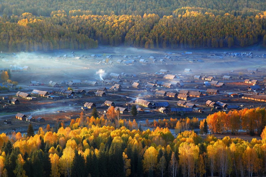 7月底打算暑假带孩子去新疆，适合去南疆还是北疆呢