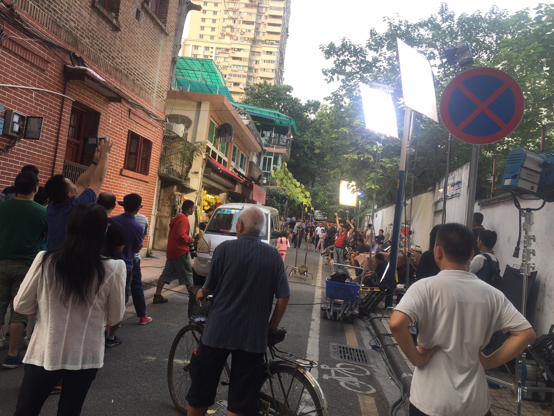 wKgBs1grL7eAdYBwAA4qceWOFtI84.jpeg?imageView2%2F2%2Fw%2F600%2Fh%2F600%2Fq%2F90