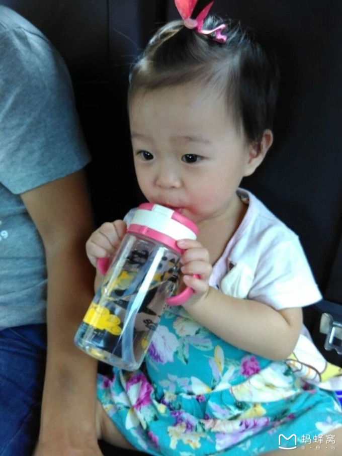 几个月的宝宝可以带去广东 wKgBs1cV-V2AXY81AAIEEr4KaEM00.jpeg?imageView2%2F2%2Fw%2F680%2Fq%2F90%7CimageMogr2%2Fstrip%2Fquality%2F90