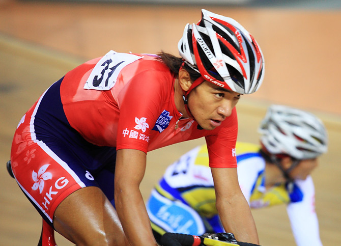 06.17全国自行车记分赛上的"黄金宝"