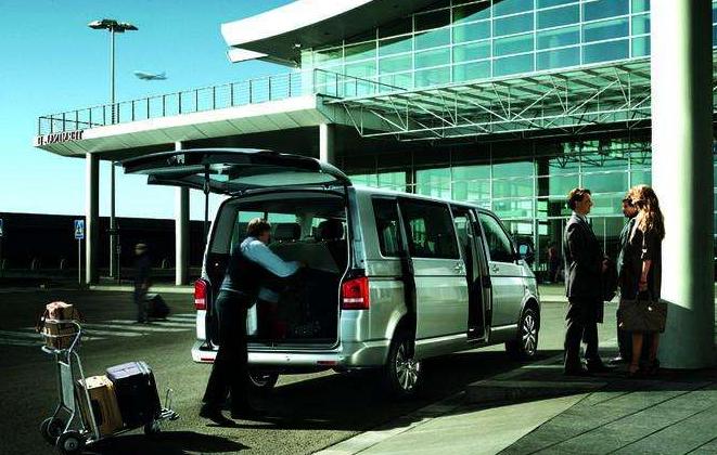 东京 成田机场接机服务(专业司导 管家式服务体验 送至东京23区内)