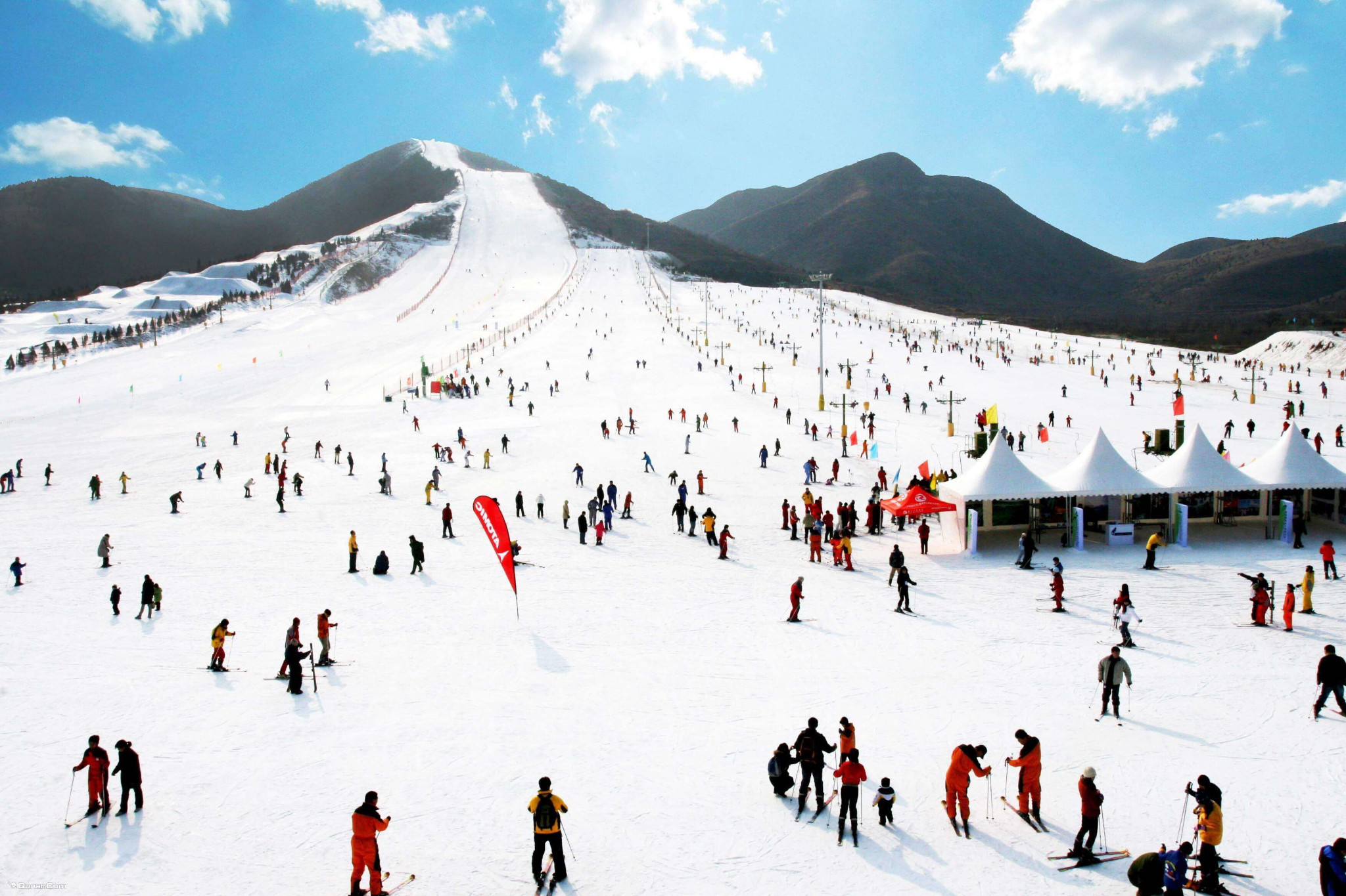 青龙山滑雪场电话图片