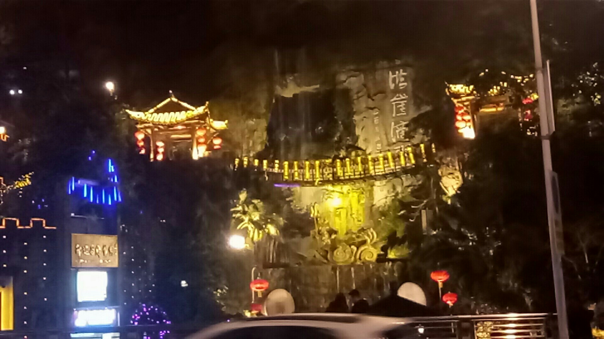 wKgBZ1hzXb6AbsGdAA6bj4WrwOE81.jpeg?imageView2%2F2%2Fw%2F680%2Fq%2F90