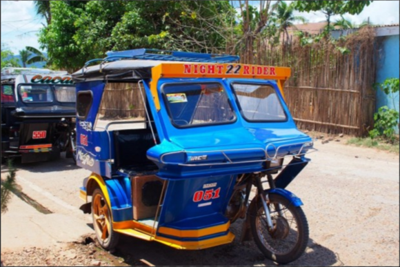 三轮(tricycle)是菲律宾最有特色的交通工具之一,速度和灵活性无车能
