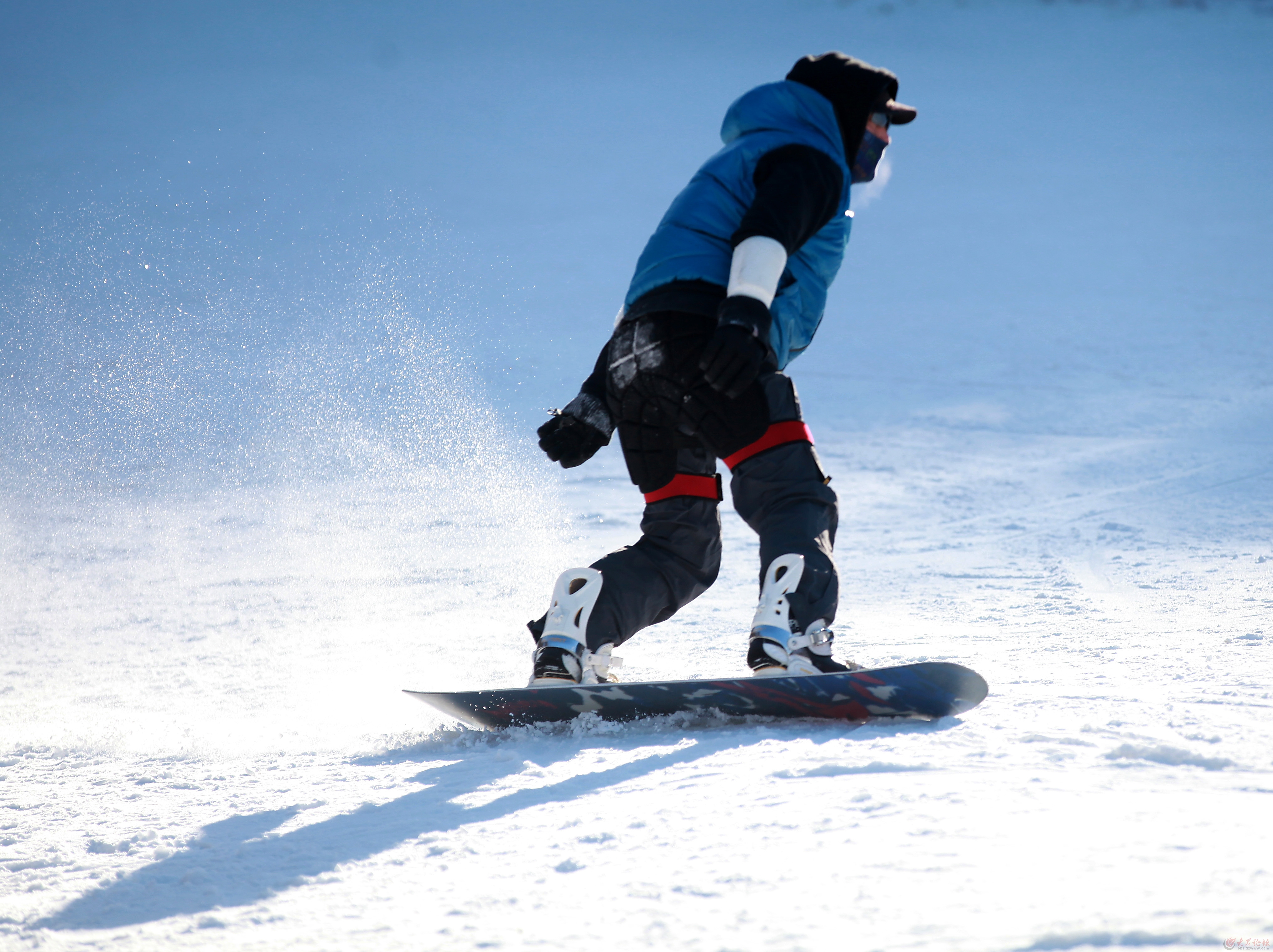 烟台勃朗鲁东滑雪场图片