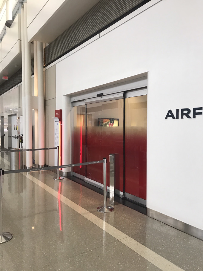 美国华盛顿杜勒斯机场转机过夜攻略