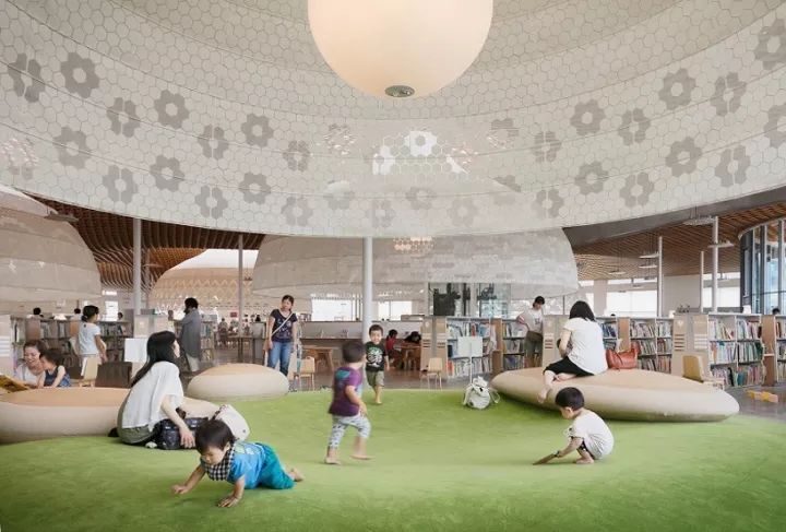 日本岐阜丨这里有座"城市森林"图书馆