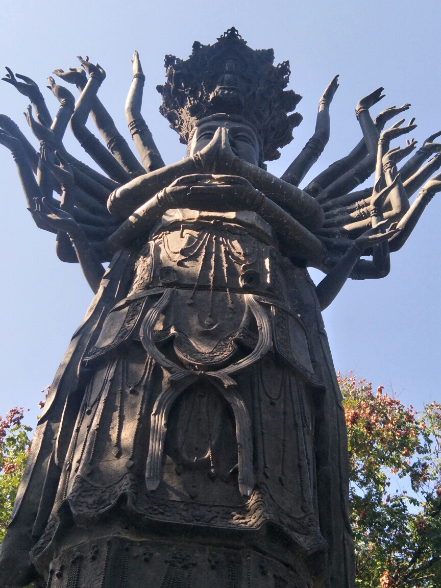 北京丰台区万佛延寿寺铜观音像