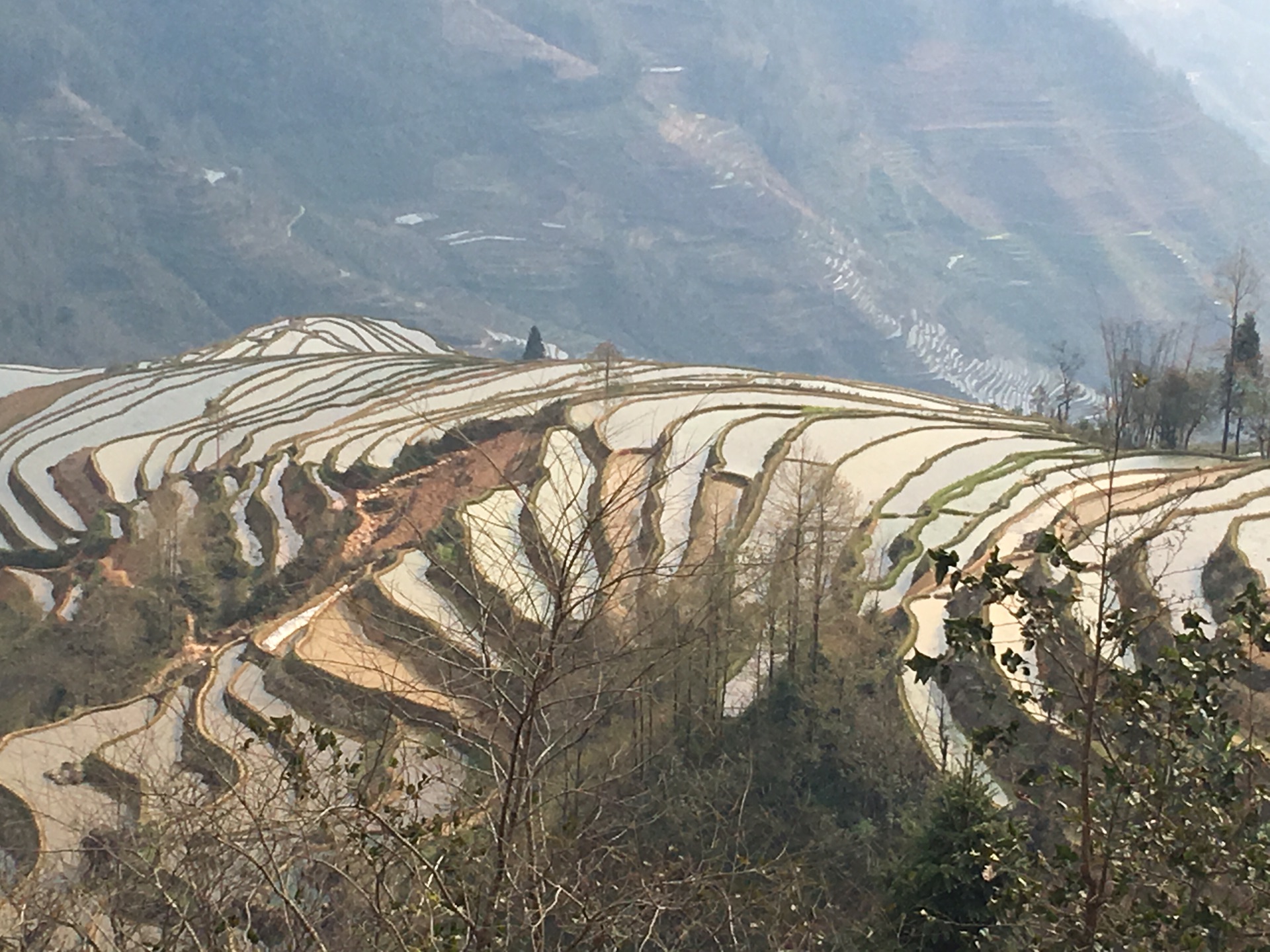 峨眉山2日游人均多少钱_峨眉山金顶图片(3)