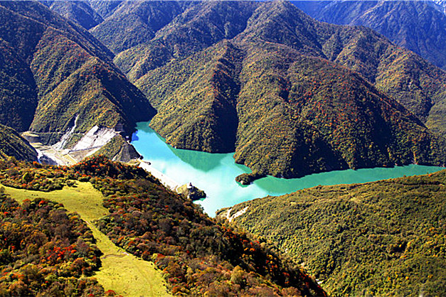 四川白马王朗国家级自然保护区门票(享受白马湖畔风光/2小时生效)