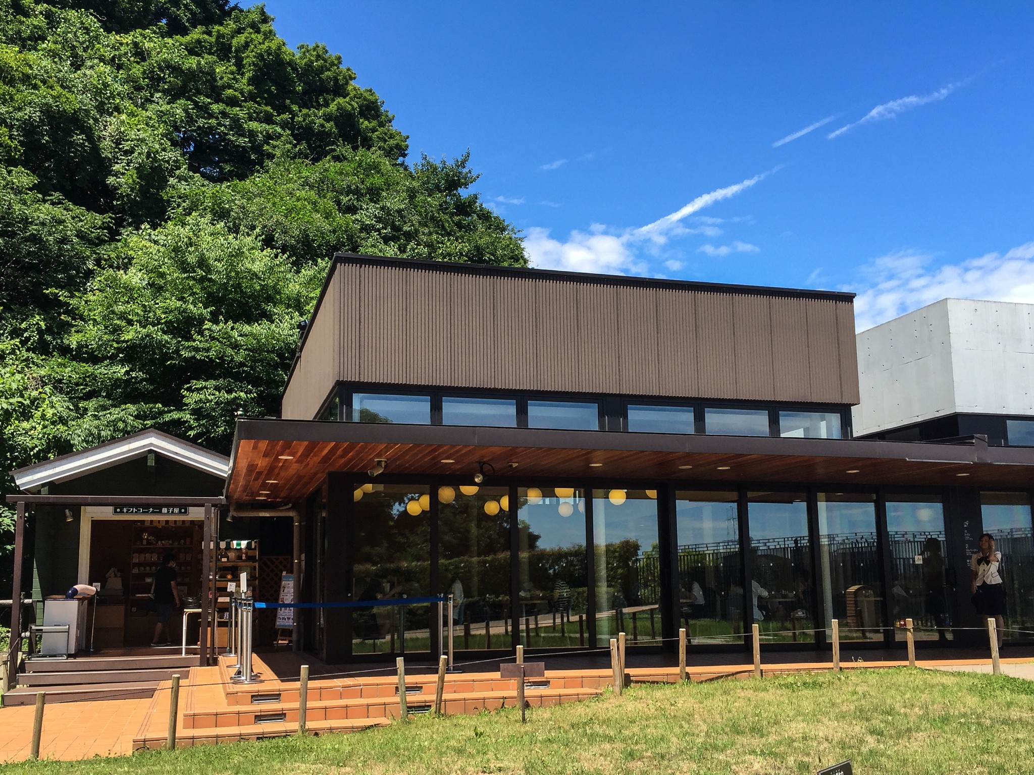 【川崎景点图片】川崎市 藤子·f·.