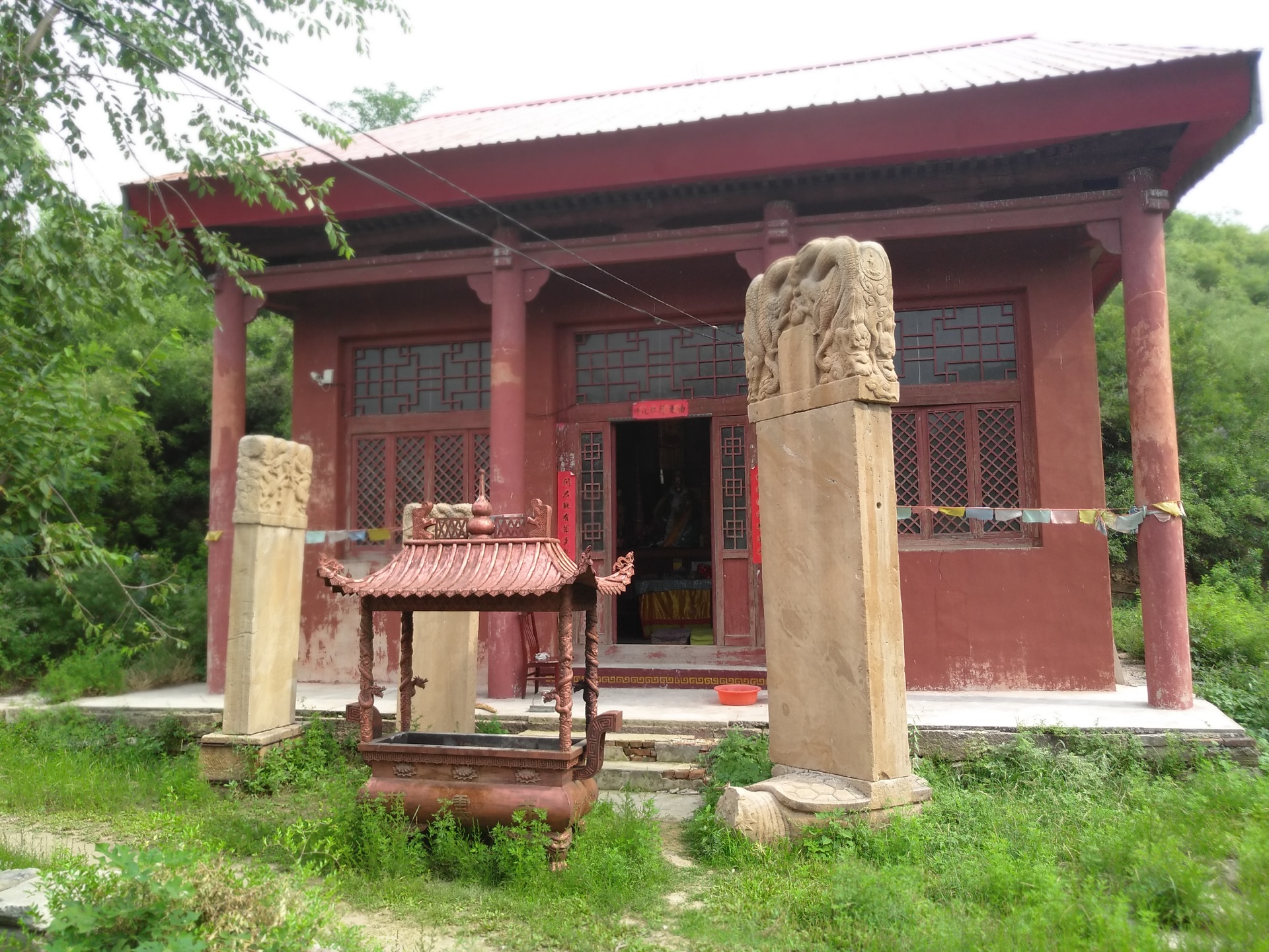 内丘城且停寺访古