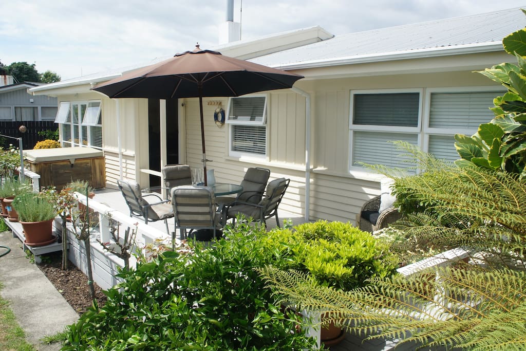 a garden & beach delight