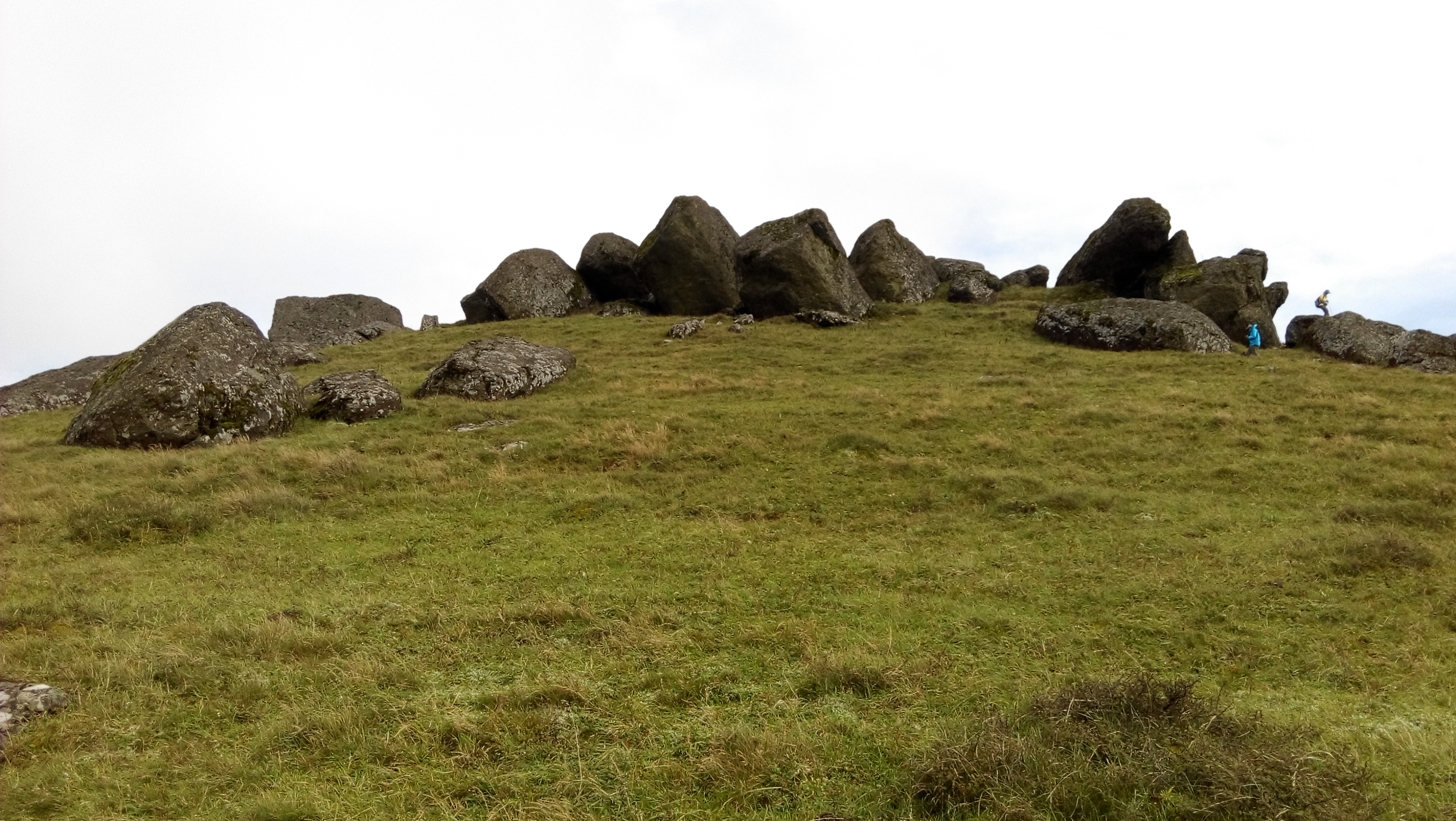 昆明寻甸县最高峰花石头 海拔3294米~登昆明十峰2015年9月26日_游记