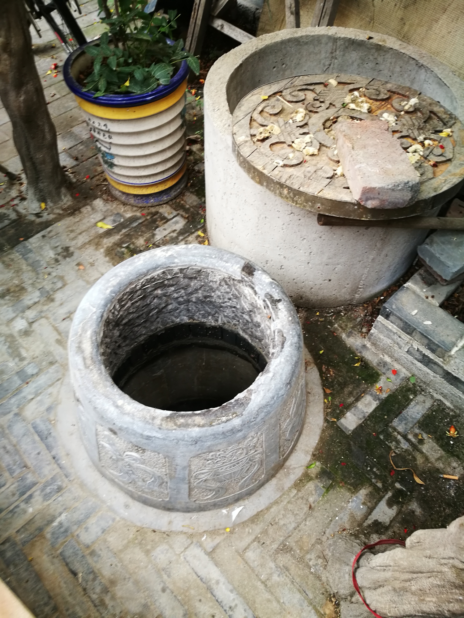 济南 自由行攻略启喜泉                      【位置】位于87号院内.